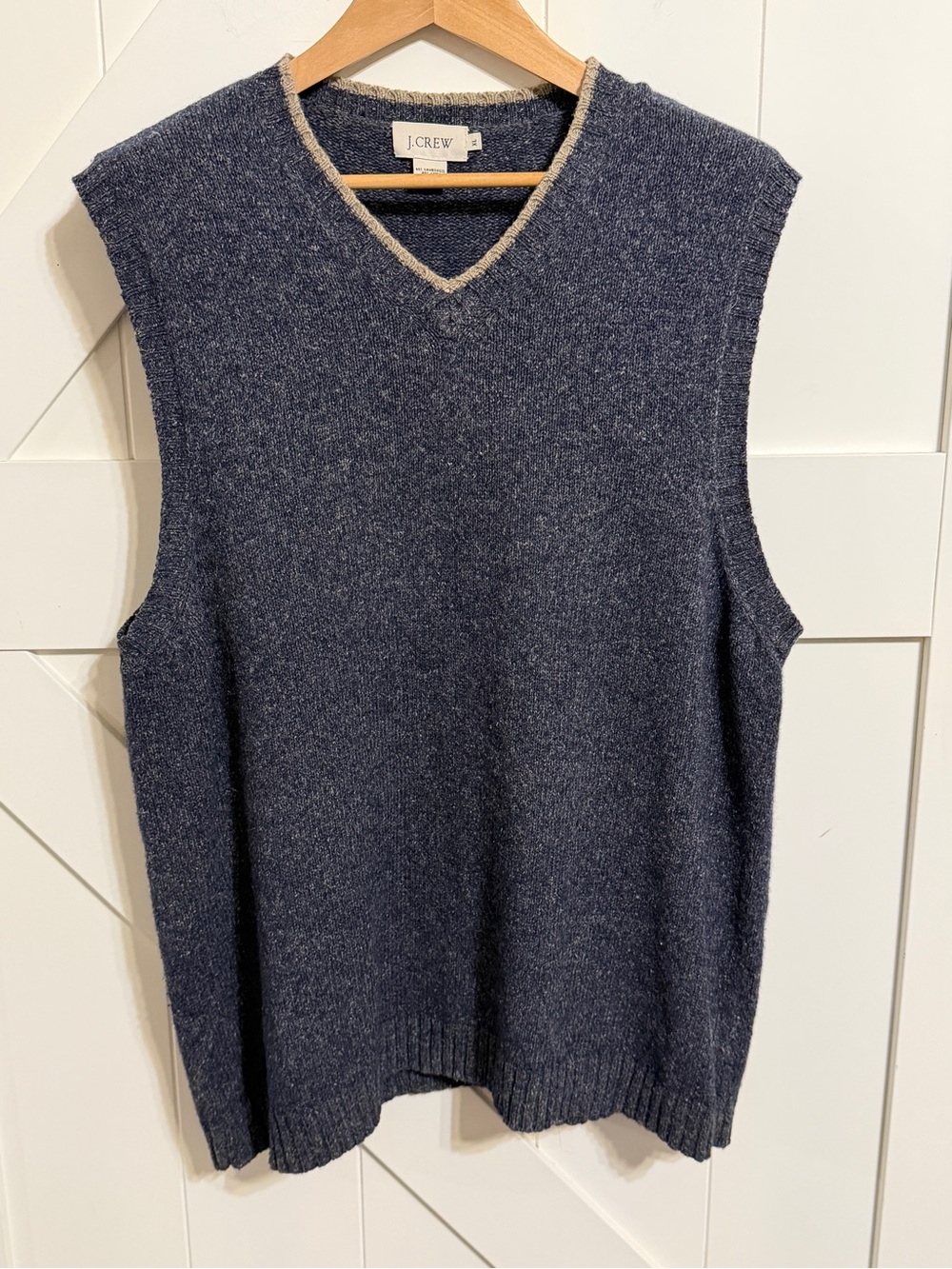 J.Crew Men’s XL 100% Lambswool Sweater Vest Navy V-Neck Preppy